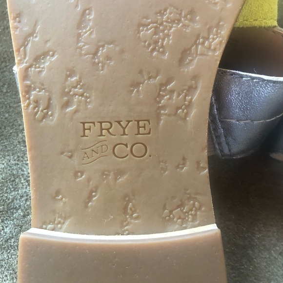 Frye & Co. Evie 3 Band Slide Lime multi Leather Slides Flats Shoes 7.5M - Picture 9 of 11